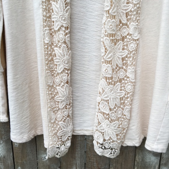 Lucky Brand Cream Cardigan W/Irish Crocheted Lace - Picture 5 of 11